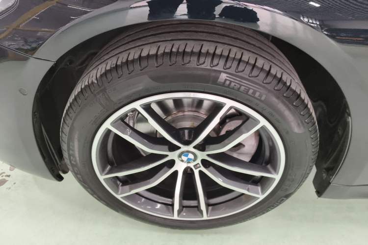 Used BMW 5 Series 2022 Second Facelift 525Li M Sport Package