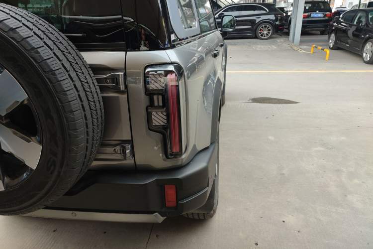 Used BAIC Off-Road BJ40 Electric Drive 2025 Advanced Edition