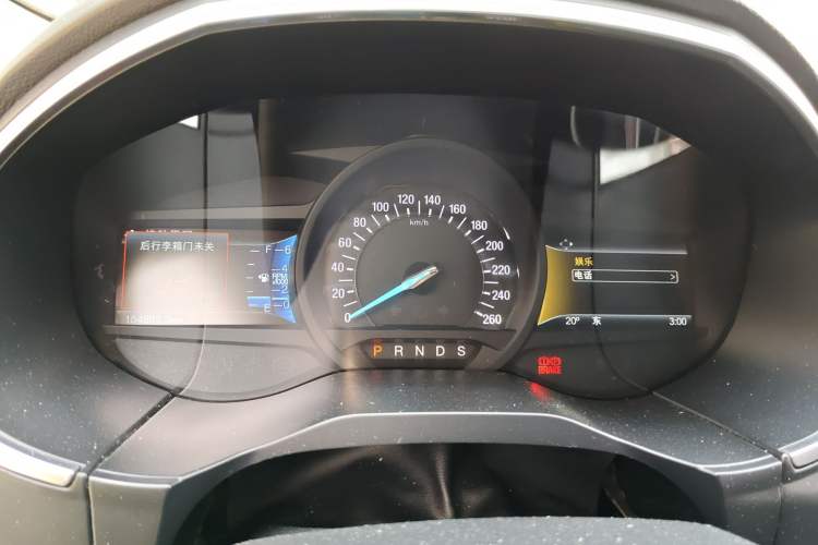 Used Ford Edge 2018 EcoBoost 245 Two-Wheel-Drive Titanium 7-Seater China V Standard Instrument Cluster