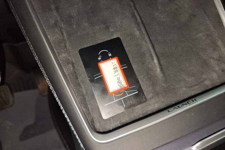 Used Tesla Model Y 2025 Long-Range All-Wheel Drive First Edition