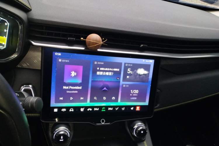 Used Lynk & Co 05 2020 2.0TD Two-Wheel Drive Shine Halo