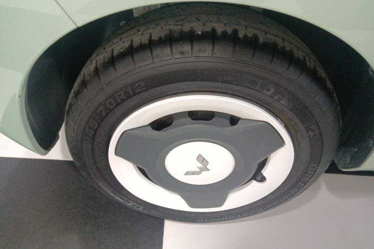 Used Wuling Hongguang MINIEV 2022 Macaron Premium Model – Lithium Iron Phosphate