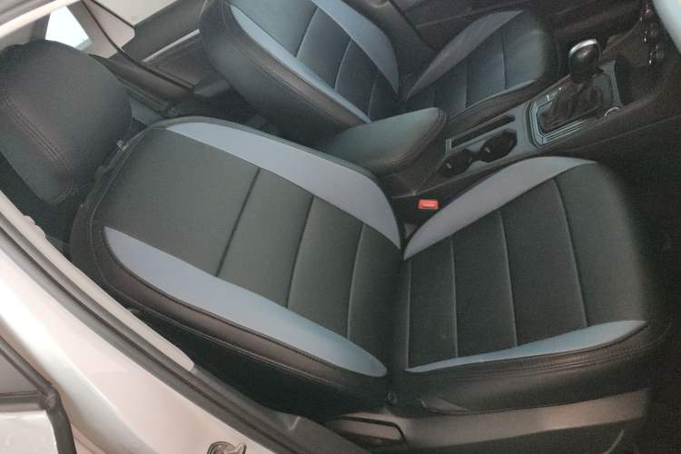 Used Volkswagen Lavida 2024 1.5L Automatic DeYi Edition Right Front Seat