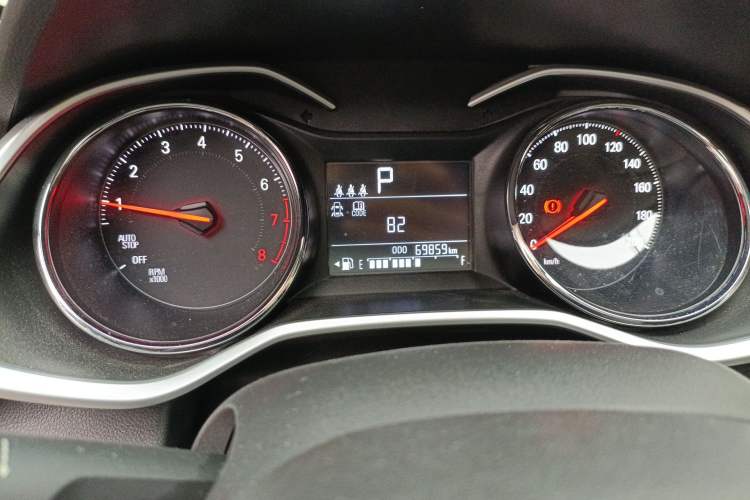 Used Chevrolet Cavalier 2020 325T Automatic Enjoyment Edition Odometer Close Up