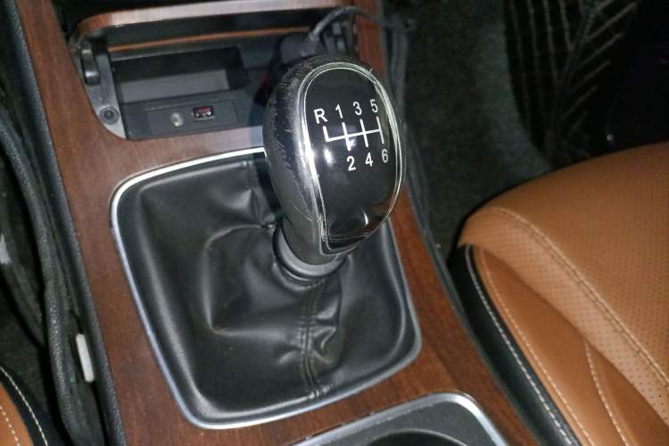 Used Baojun 560 2017 Rhythmic Edition 1.5T Manual Enjoyment Model
