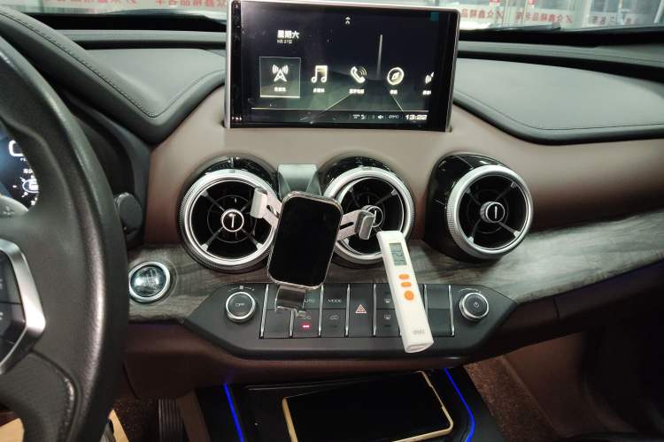 Used Wey VV7 2019 Upgraded Model 2.0T Ultra-Luxury Version China VI Standard