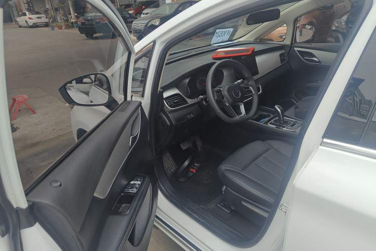 Used BYD Song MAX 2021 Upgraded Model 1.5T Automatic Luxury 6-Seater
