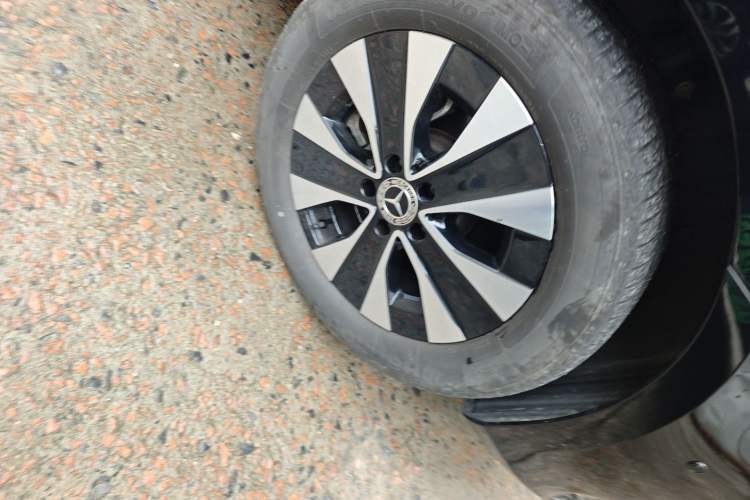 Used Mercedes-Benz Vito 2023 2.0T Elite Version 7 Seats
