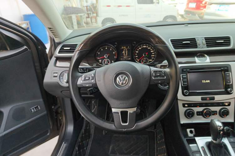 Used Volkswagen Magotan 2013 1.8TSI Prestige Model
