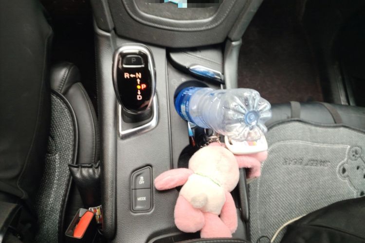 Used Cadillac XT5 2016 25T Luxury Model Gear Lever