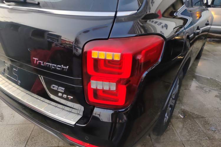 Used GAC Trumpchi GS7 2019 390T Two-Wheel-Drive Luxury Version