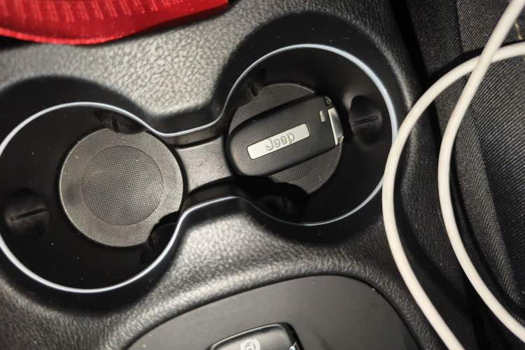 Used Jeep Cherokee 2016 2.0L Superior Edition