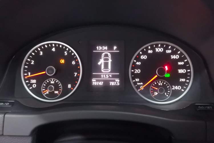 Used Volkswagen Tiguan 2016 300TSI Automatic Two-Wheel Drive Comfort Edition Instrument Cluster