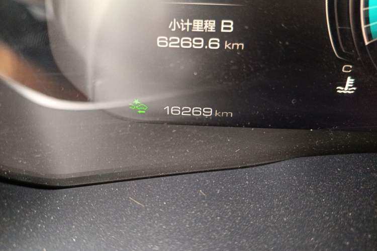 Used Wey VV6 2020 2.0T Two-Wheel Drive Smart Enjoyment+