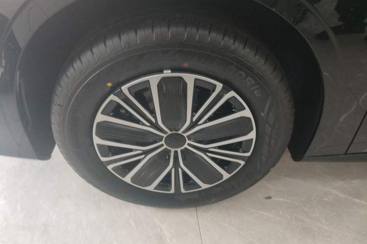 Used Geely Galaxy Galaxy Stellar 6 2026 Model 60km Sailing Edition
