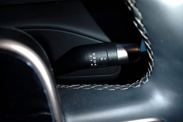 Used Li Auto MEGA 2025 Home Family Special Edition
