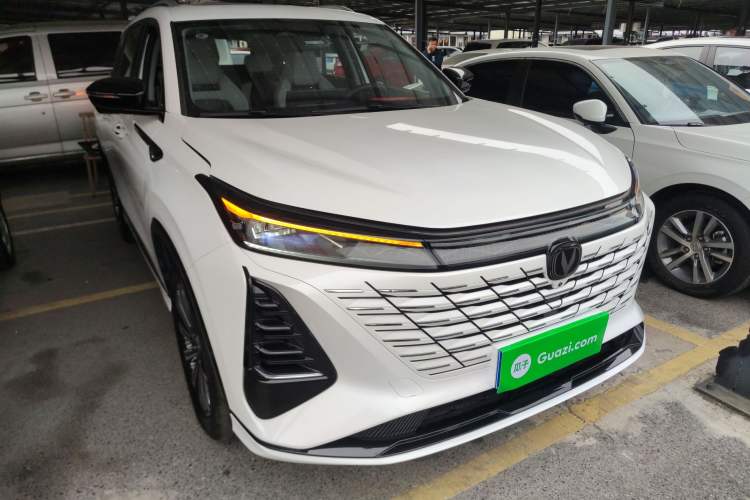 Used CHANGAN CS75 PLUS 2026 Model, Smart Champion Edition 1.5T New Blue Whale Smart Navigation Version