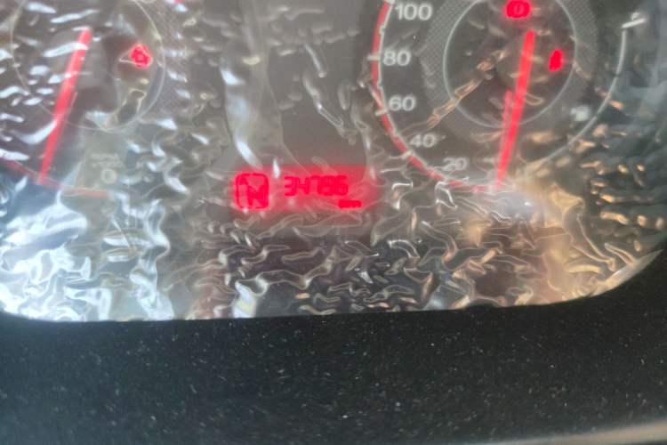 Used MG 3 2016 1.3L AMT Comfort Edition Odometer Close Up