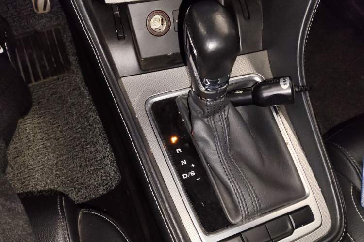 Used MG 6 2017 20T Automatic Luxury Smart Connect Version China V Standard