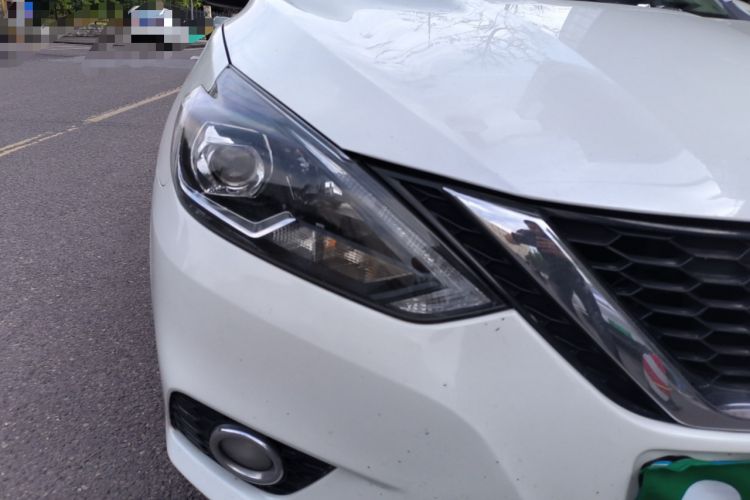 Used Nissan Sylphy 2016 1.6XV CVT Smart Enjoyment Version Right Front Headlight
