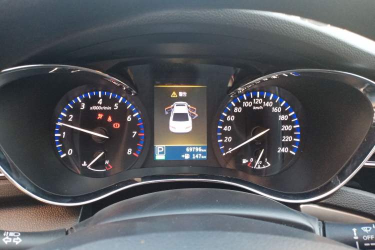 Used Venucia D60 2018 1.6L CVT Smart Connect Elite Edition Instrument Cluster