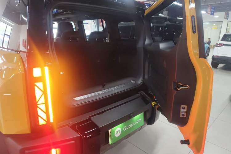 Used Chery Fulwin X3L 2025 Model 205 All-Wheel Drive High-Energy Edition
