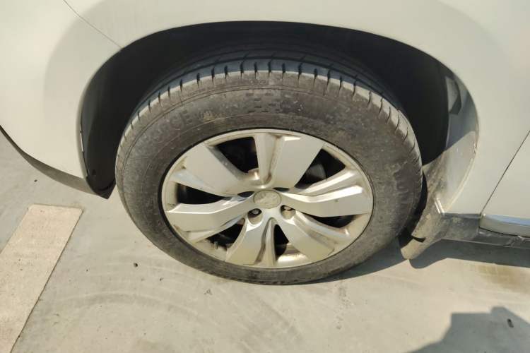 Used Peugeot 2008 2014 1.6L Automatic Fashion Edition