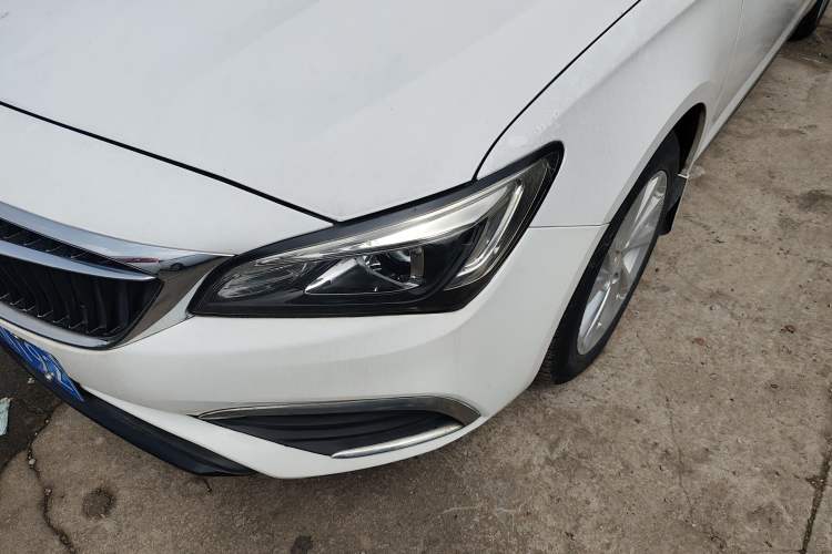 Used Buick Verano 2018 Sedan 15S Automatic Leading Model