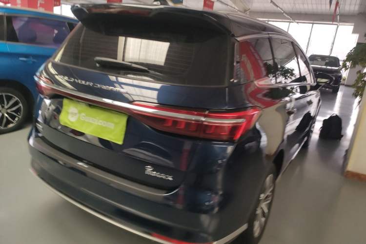 Used BYD Song MAX 2021 Upgraded Model 1.5T Automatic Luxury 6-Seater