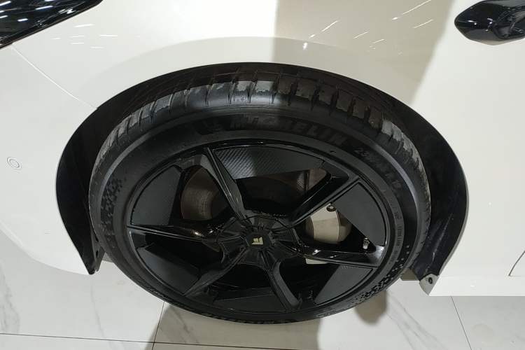 Used Hyptec GT 2024 Global Model 710 Ultra-High-Voltage LiDAR Edition
