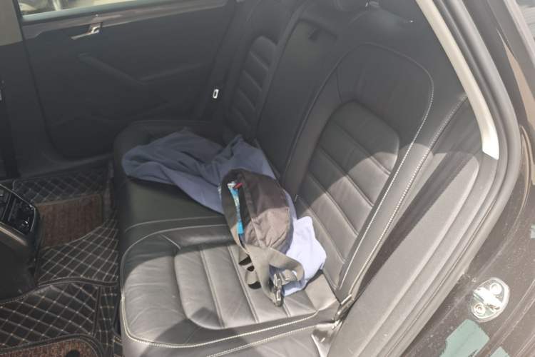 Used Volkswagen Passat 2017 330TSI DSG Luxury Edition Left Rear Seat