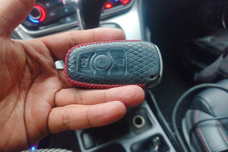 Used Haval H6 2015 Sport Edition 1.5T Automatic Two-Wheel Drive Luxury Model