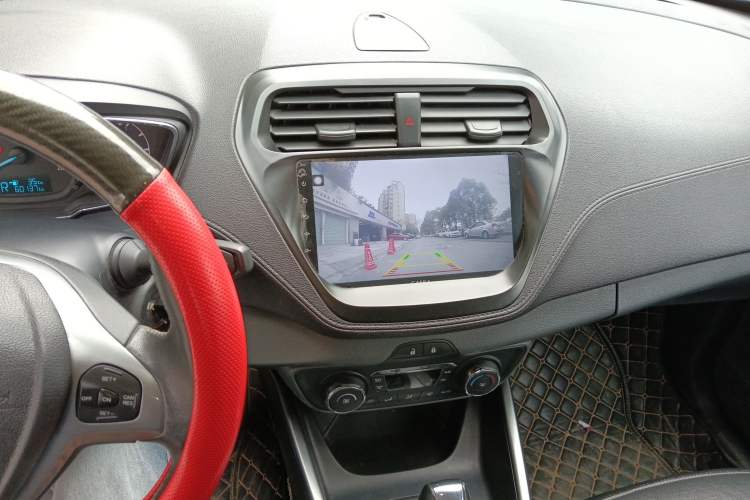 Used Ford Escort 2015 1.5L Automatic Fashion Model
