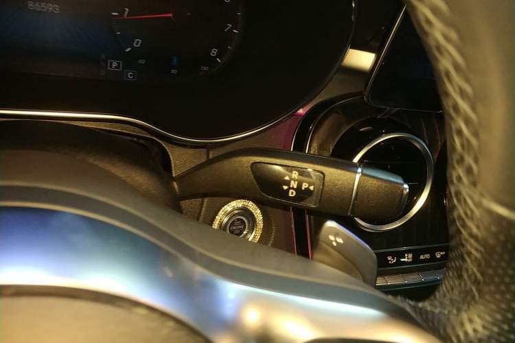 Used Mercedes-Benz C-Class 2021 C 200 L Fashion Edition Sport Version Gear Lever