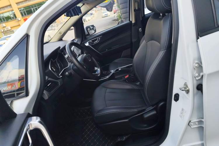 Used Geely Auto Vision X3 2019 Upgraded Model 1.5L Manual Elite Version