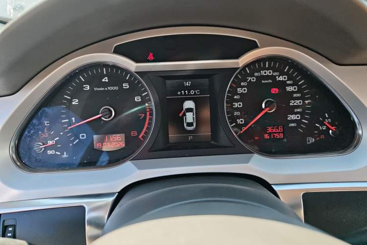 Used Audi A6L 2011 2.8 FSI Comfort Model
