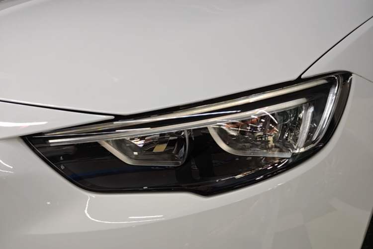 Used Buick Regal 2019 20T Elite Version China V Standard
