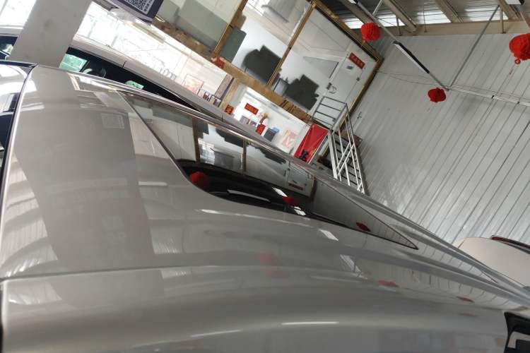 Used Buick GL8 New Energy 2025 Lu Shang Luxury Edition 7-Seater