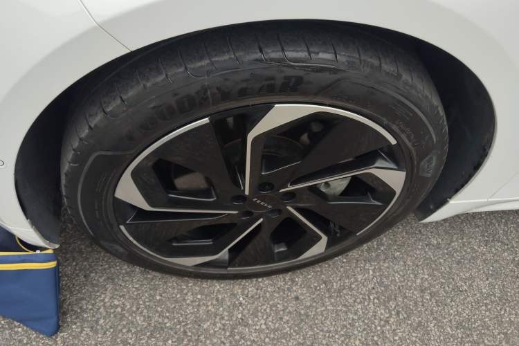 Used Zeekr 001 2023 WE Edition 100 kWh