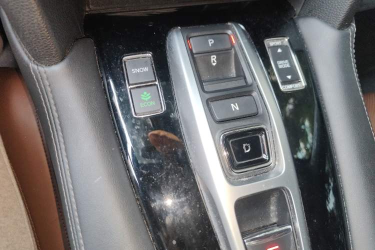 Used Honda UR-V 2017 370TURBO Four-Wheel Drive Prestige Edition China V
