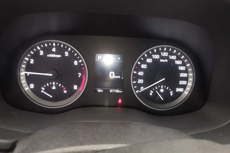 Used Hyundai Tucson 2018 1.6T Dual-Clutch Two-Wheel Drive 15th Anniversary Special Edition