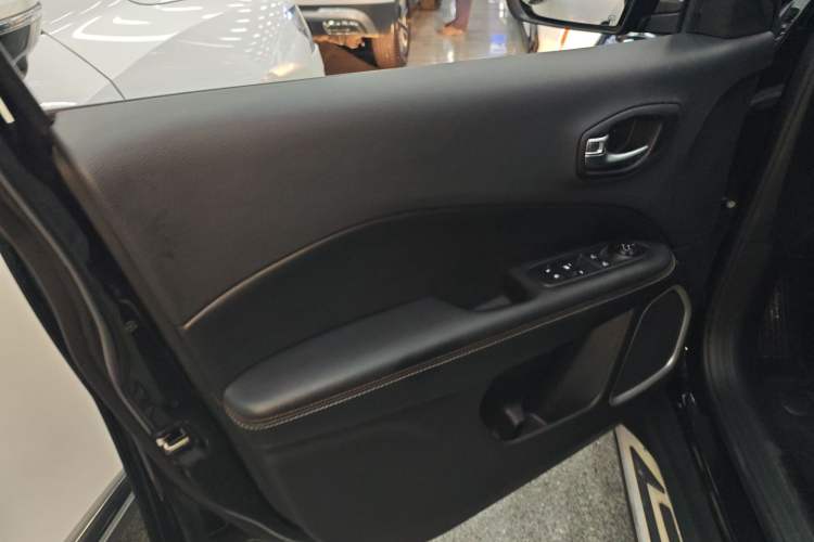 Used Jeep Compass 2020 220T Automatic Leading Edition