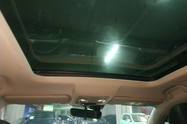 Used Haval H6 2022 3rd Generation 1.5T Automatic Two-Wheel Drive Pro Headliner