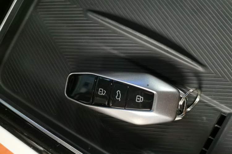 Used iCAR 03 2024 401km Two-Wheel Drive Standard Advanced Version Interior 1