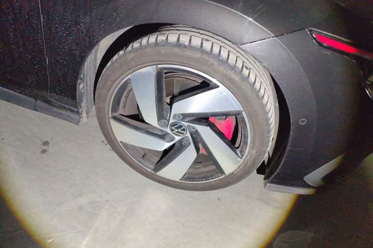 Used Volkswagen Golf GTI 2021 380TSI DSG GTI Right Front Wheel Hub