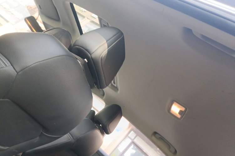 Used MG 6 2017 20T Automatic Luxury Smart Connect Version China V Standard Headliner