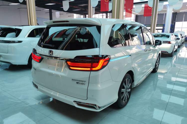 Used Honda Odyssey 2022 2.0L eHEV Sharp Enjoyment Edition