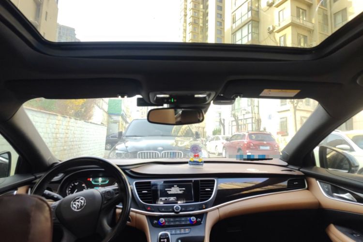 Used Buick LaCrosse 2018 20T Luxury Model Headliner