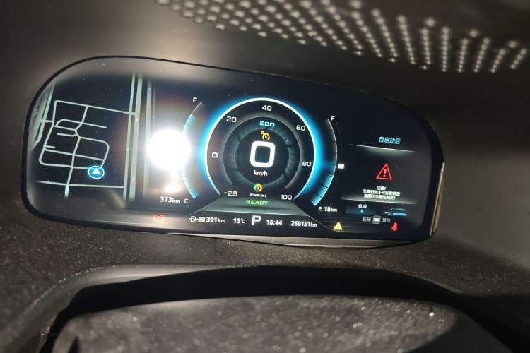 Used Roewe i6 New Energy 2017 45T Hybrid Connect & Smart Enjoyment Edition Instrument Cluster