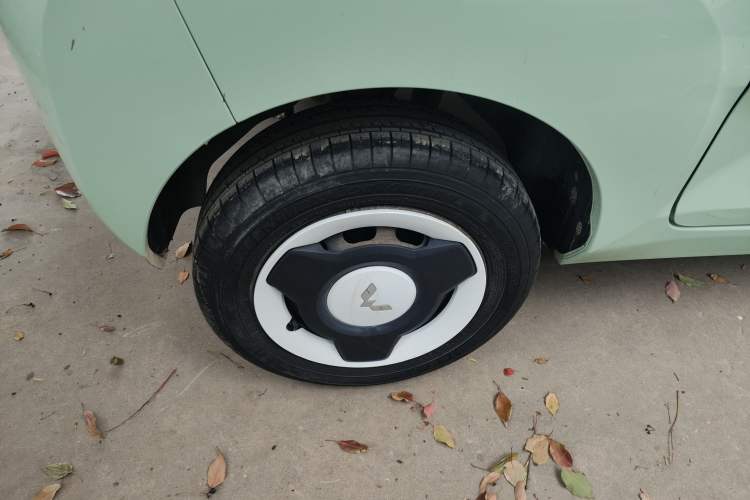 Used Wuling Hongguang MINIEV 2022 Macaron Premium Model – Lithium Iron Phosphate